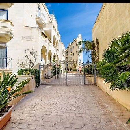 Apartment With Pool Gozo Ghajnsielem Luaran gambar