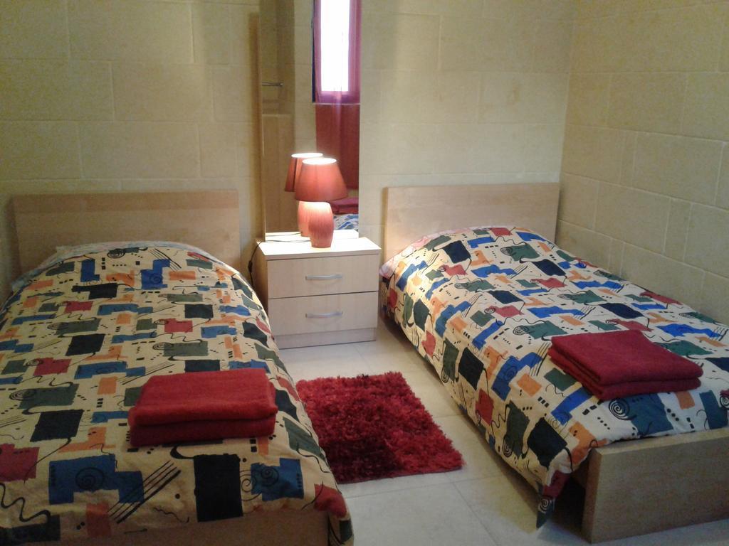 Apartment With Pool Gozo Ghajnsielem Luaran gambar
