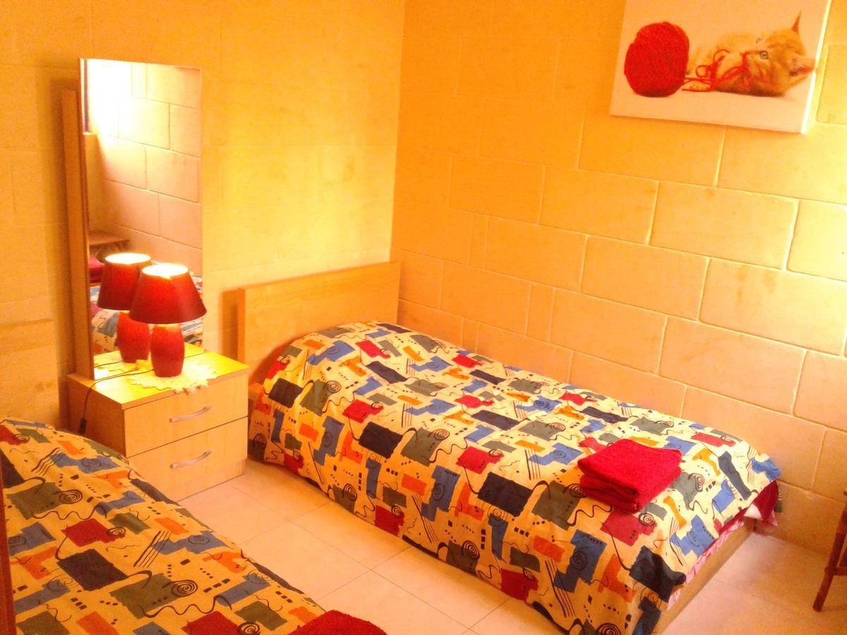 Apartment With Pool Gozo Ghajnsielem Luaran gambar