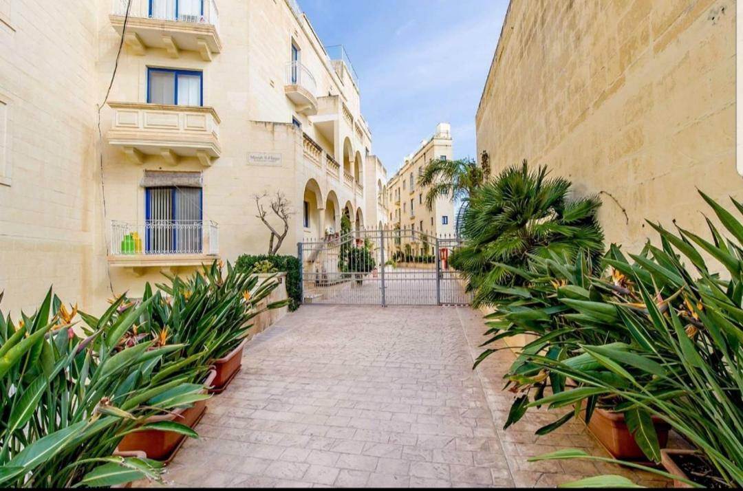 Apartment With Pool Gozo Ghajnsielem Luaran gambar